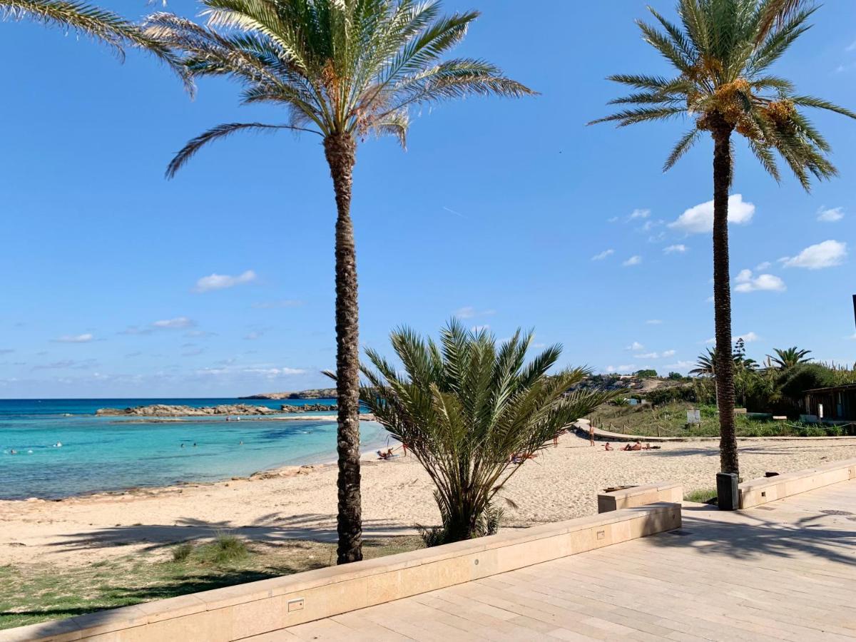 Apt Calmacabana A 50M Dal Mare Apartment Ес Пухолс Екстериор снимка