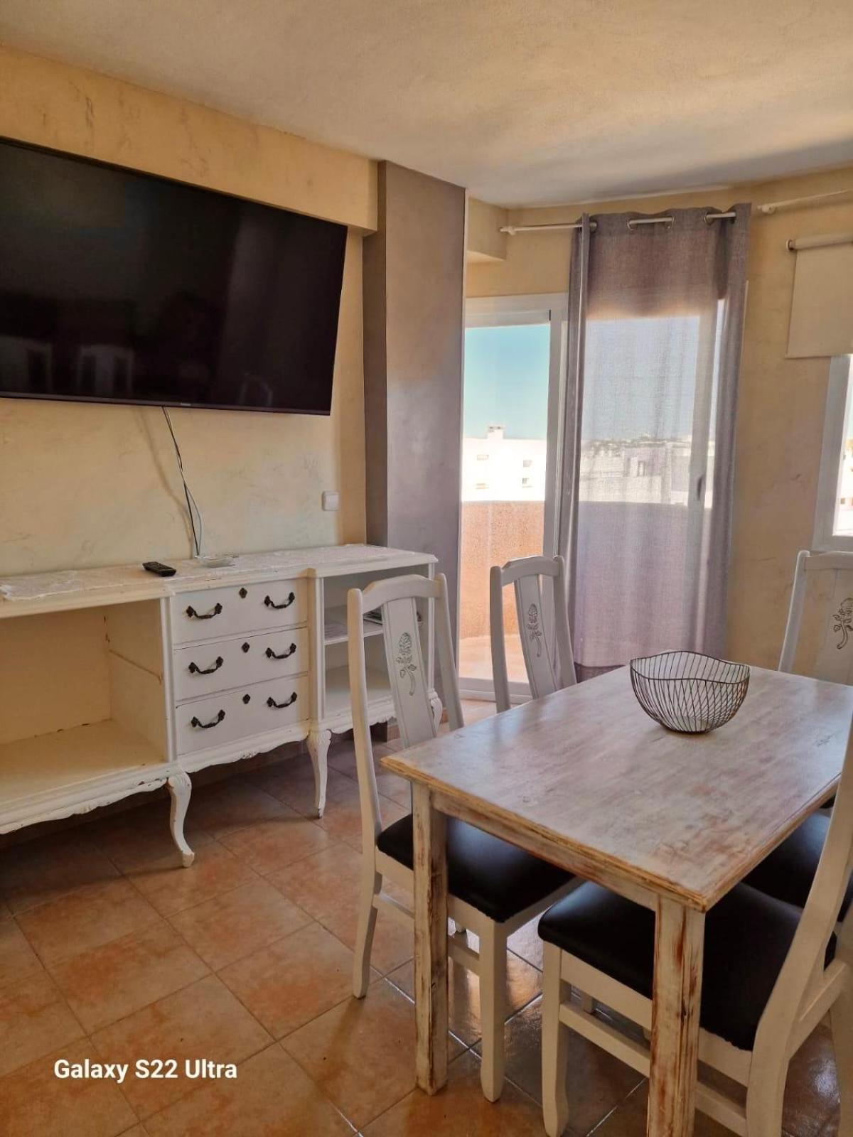 Apt Calmacabana A 50M Dal Mare Apartment Ес Пухолс Екстериор снимка