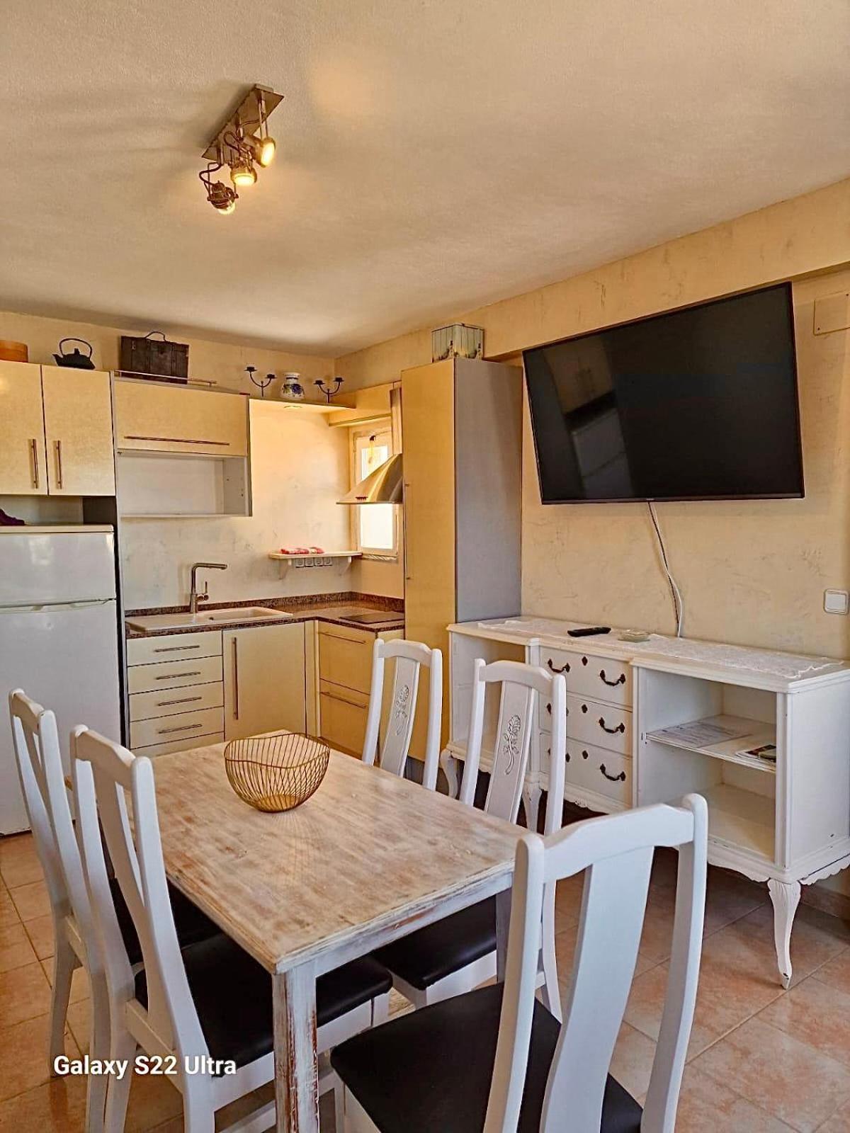 Apt Calmacabana A 50M Dal Mare Apartment Ес Пухолс Екстериор снимка